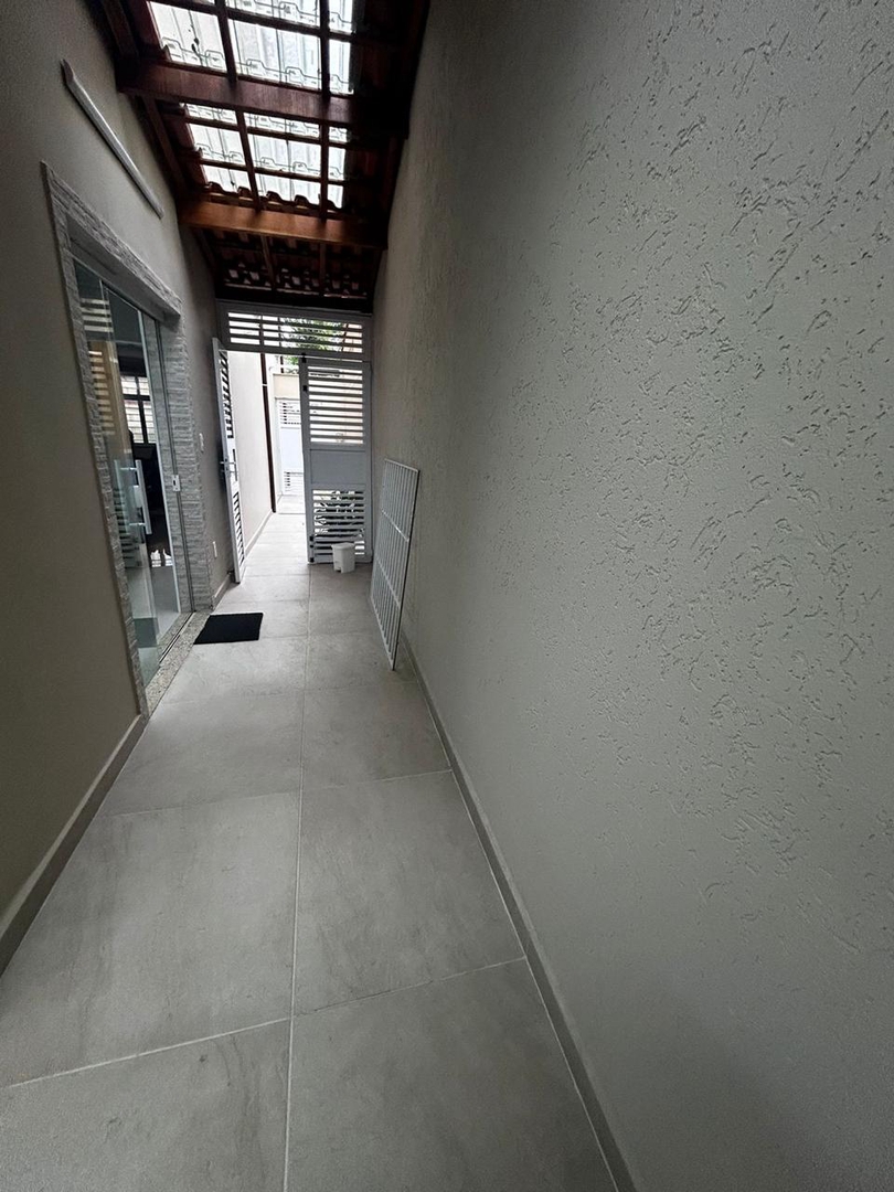 Sobrado à venda no Aparecida: 