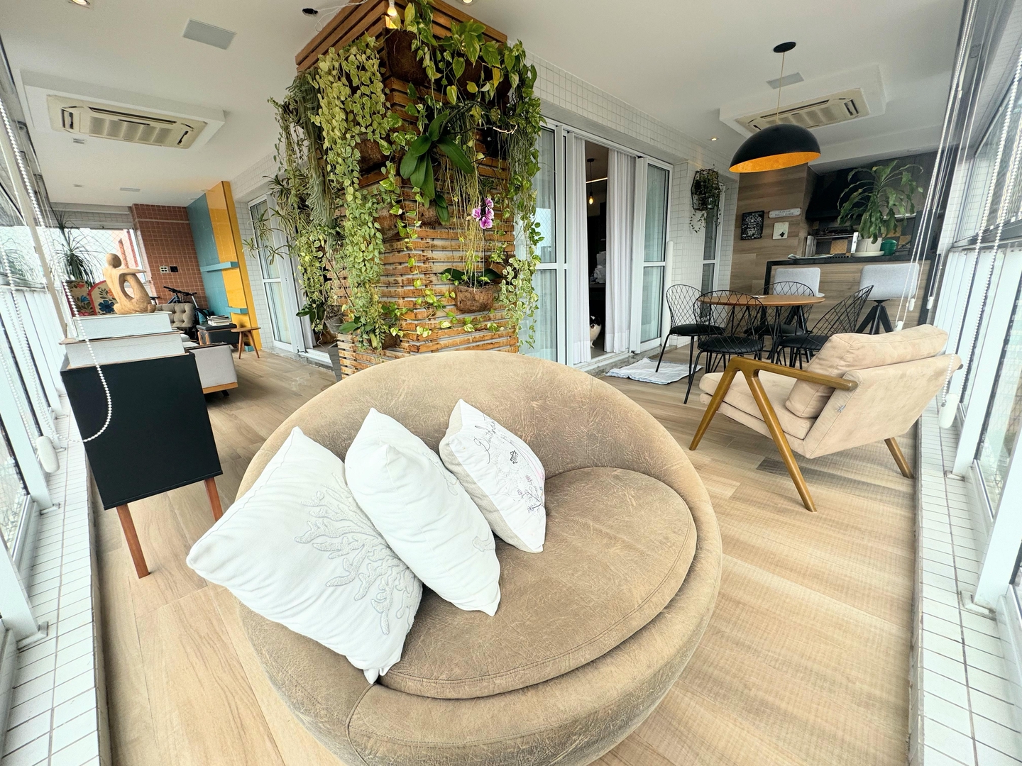 Apartamento à venda no Embaré: 