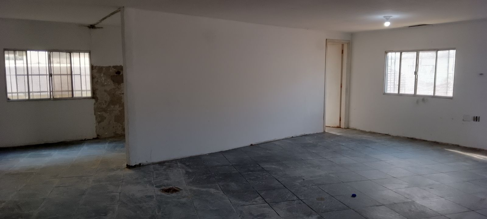 Galpão à venda no Macuco: 