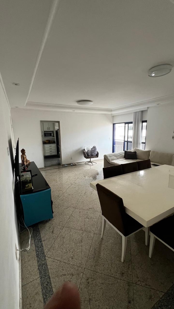 Apartamento à venda no Ponta da Praia: 