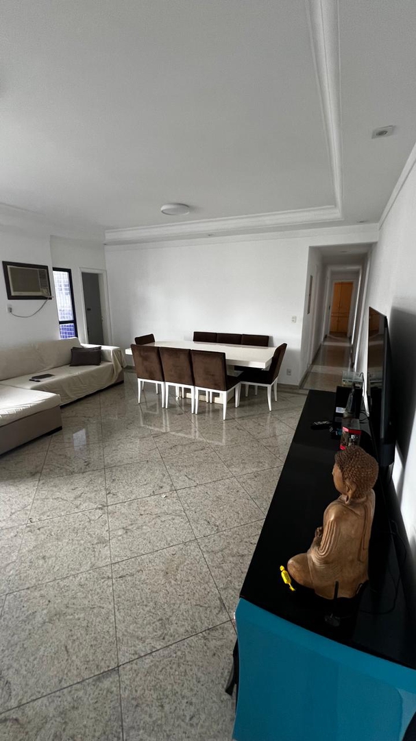 Apartamento à venda no Ponta da Praia: 