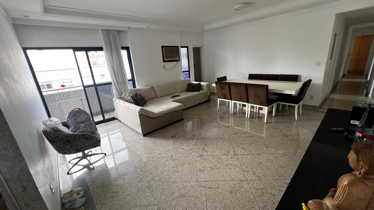 Apartamento à venda no Ponta da Praia: 