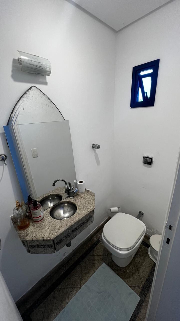Apartamento à venda no Ponta da Praia: 