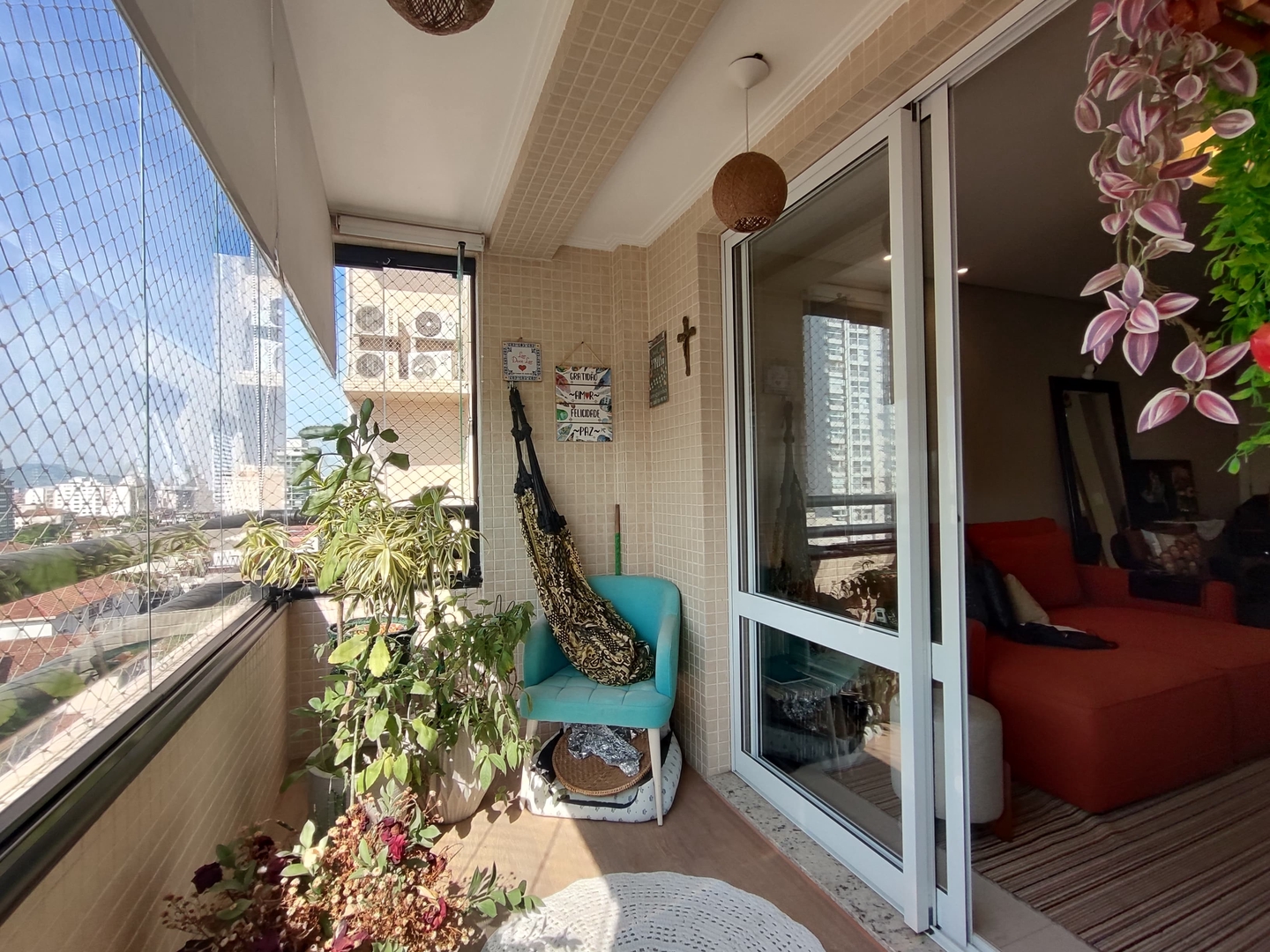 Apartamento à venda no Embaré: 