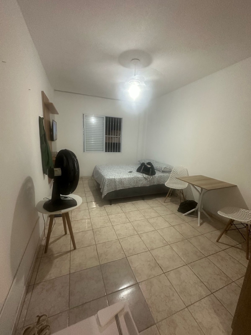 Kitnet à venda no Ponta da Praia: 