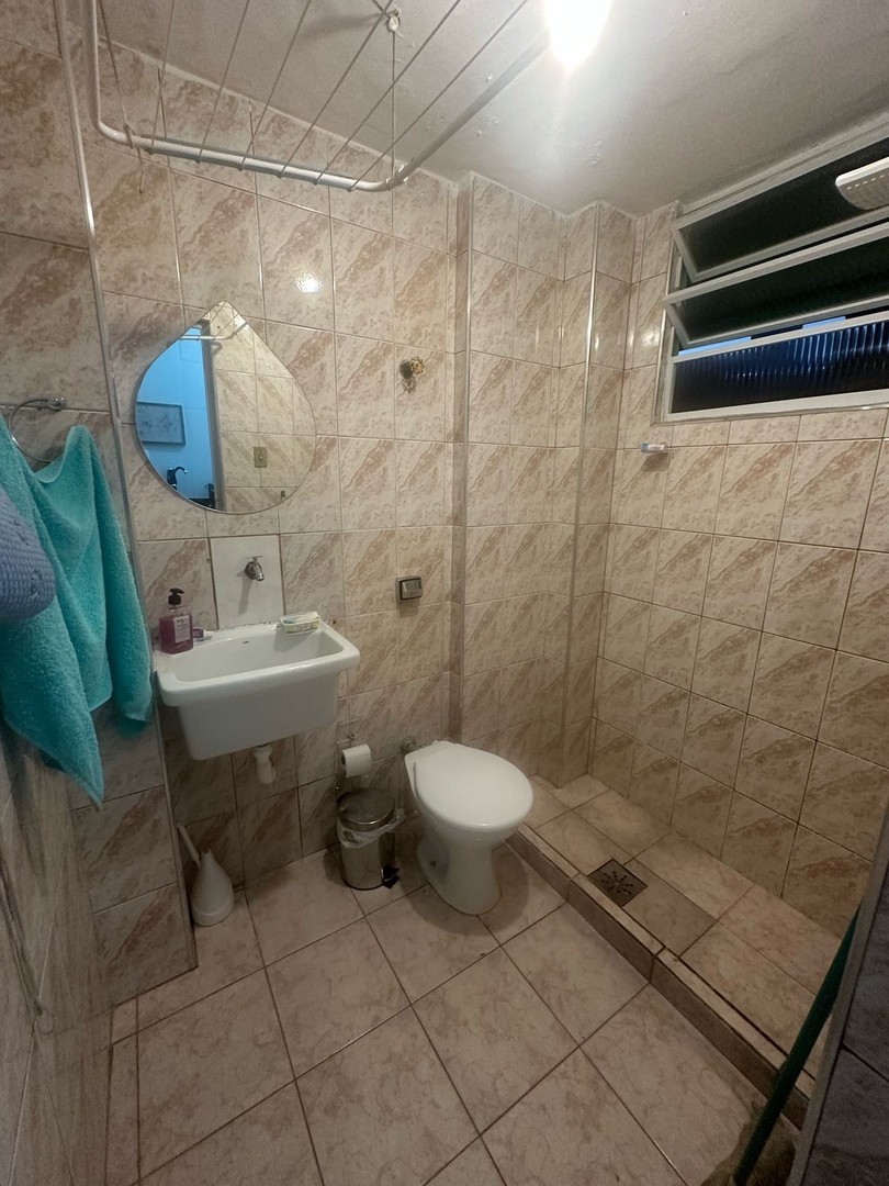 Kitnet à venda no Ponta da Praia: 