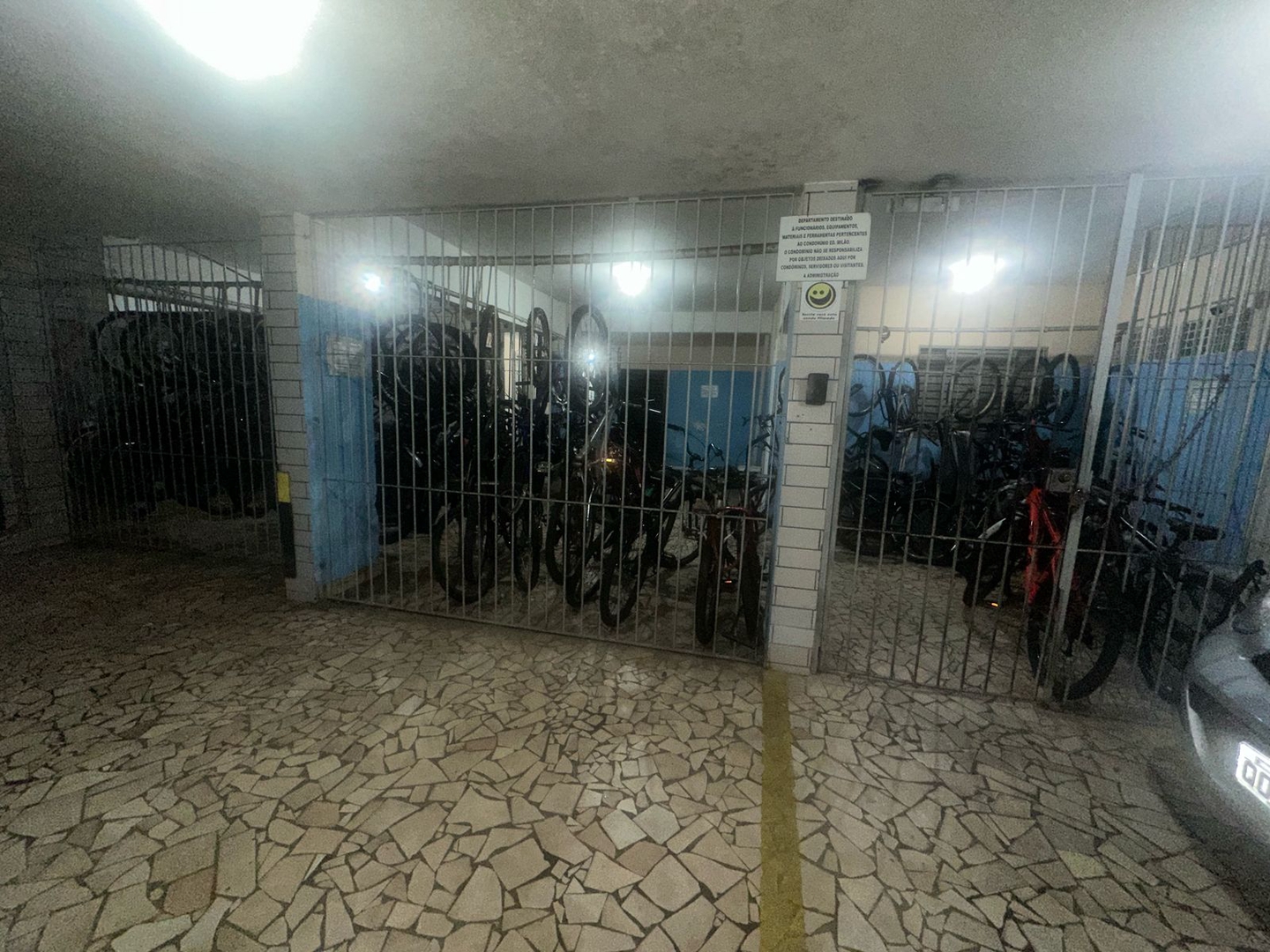 Kitnet à venda no Ponta da Praia: 