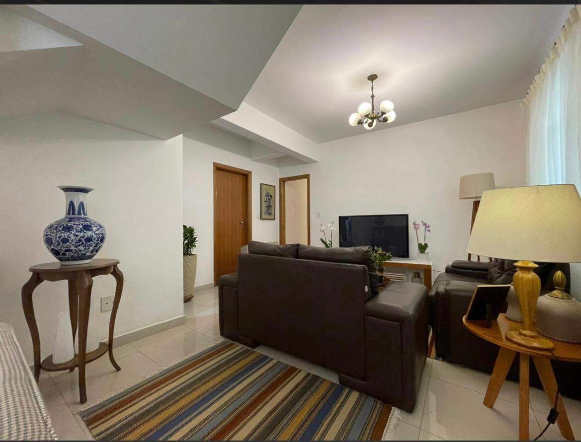 Casa à venda no Embaré: 