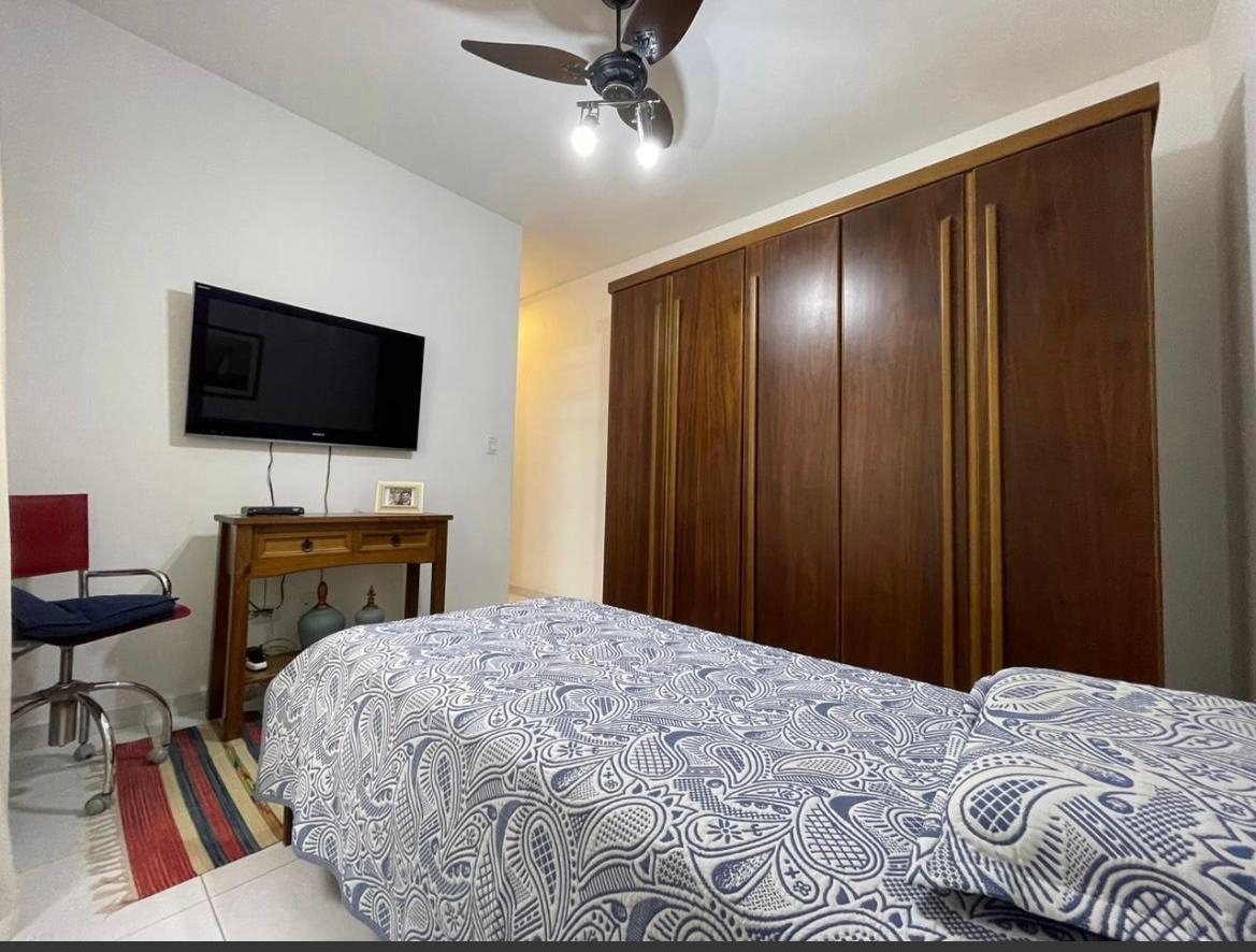 Casa à venda no Embaré: 