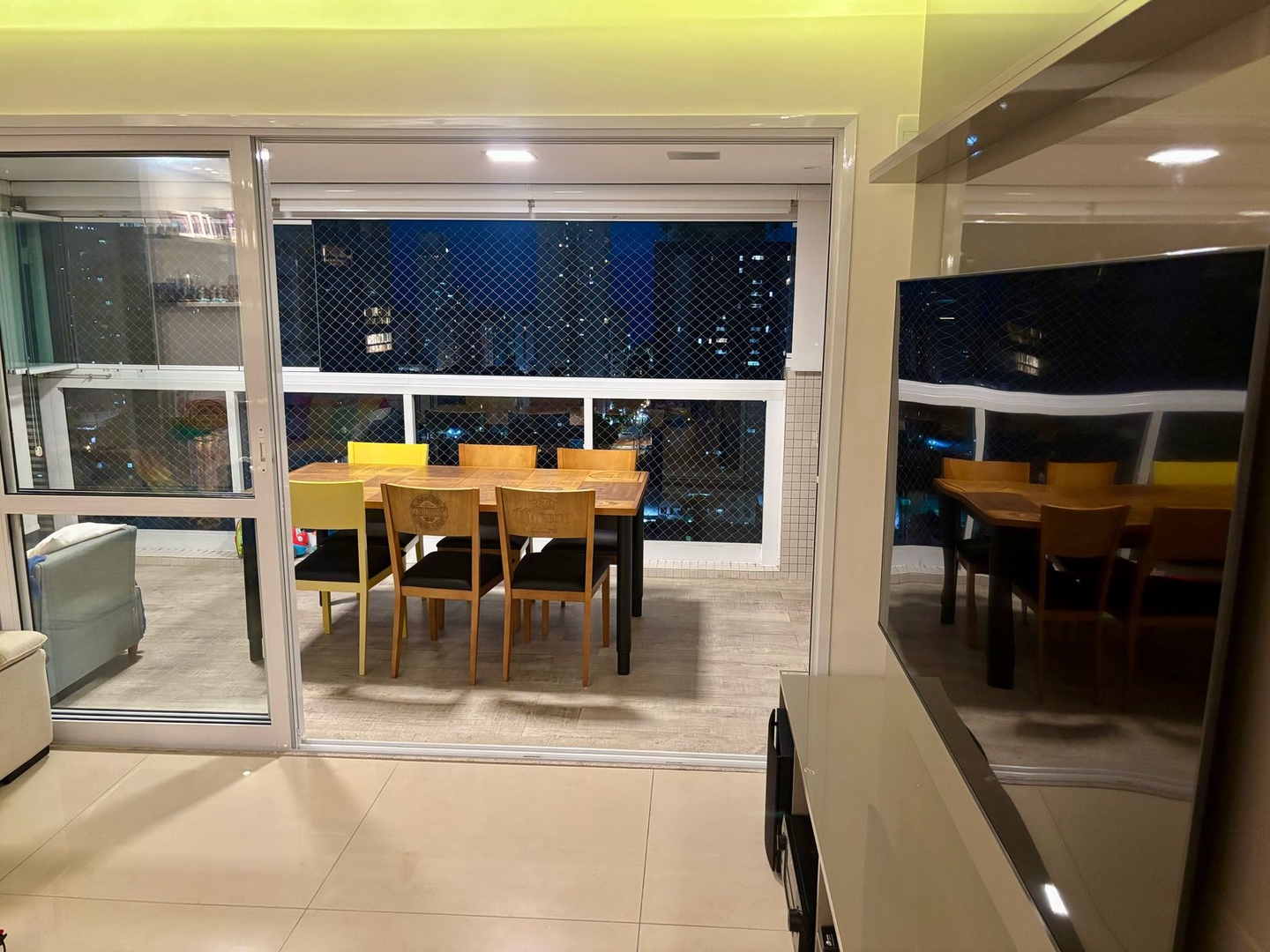 Apartamento à venda no Embaré: 