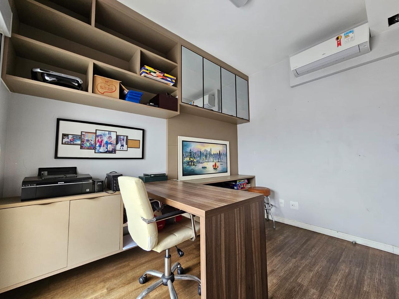 Apartamento à venda no Embaré: 