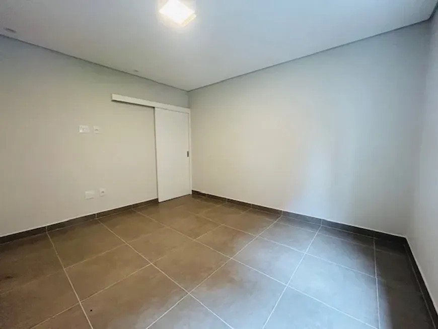 Sobrado à venda no Marapé: 