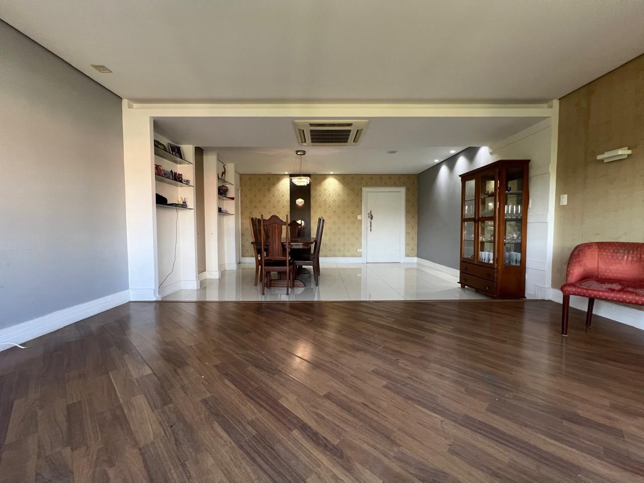 Apartamento à venda no Embaré: 