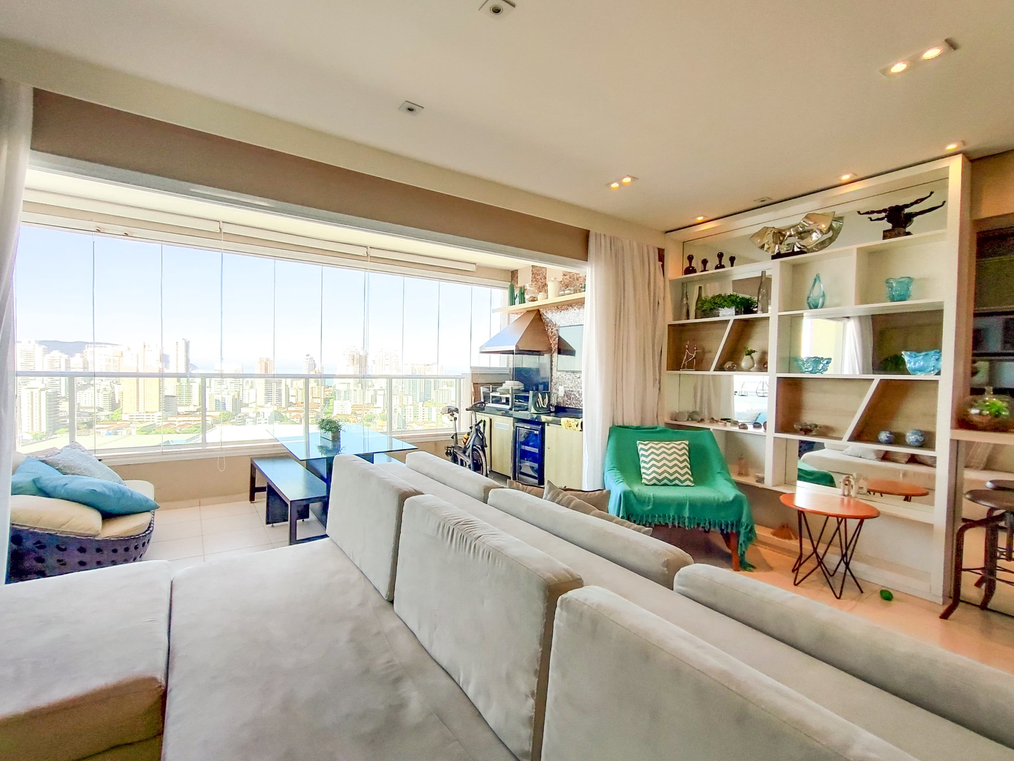 Apartamento à venda no Campo Grande: 