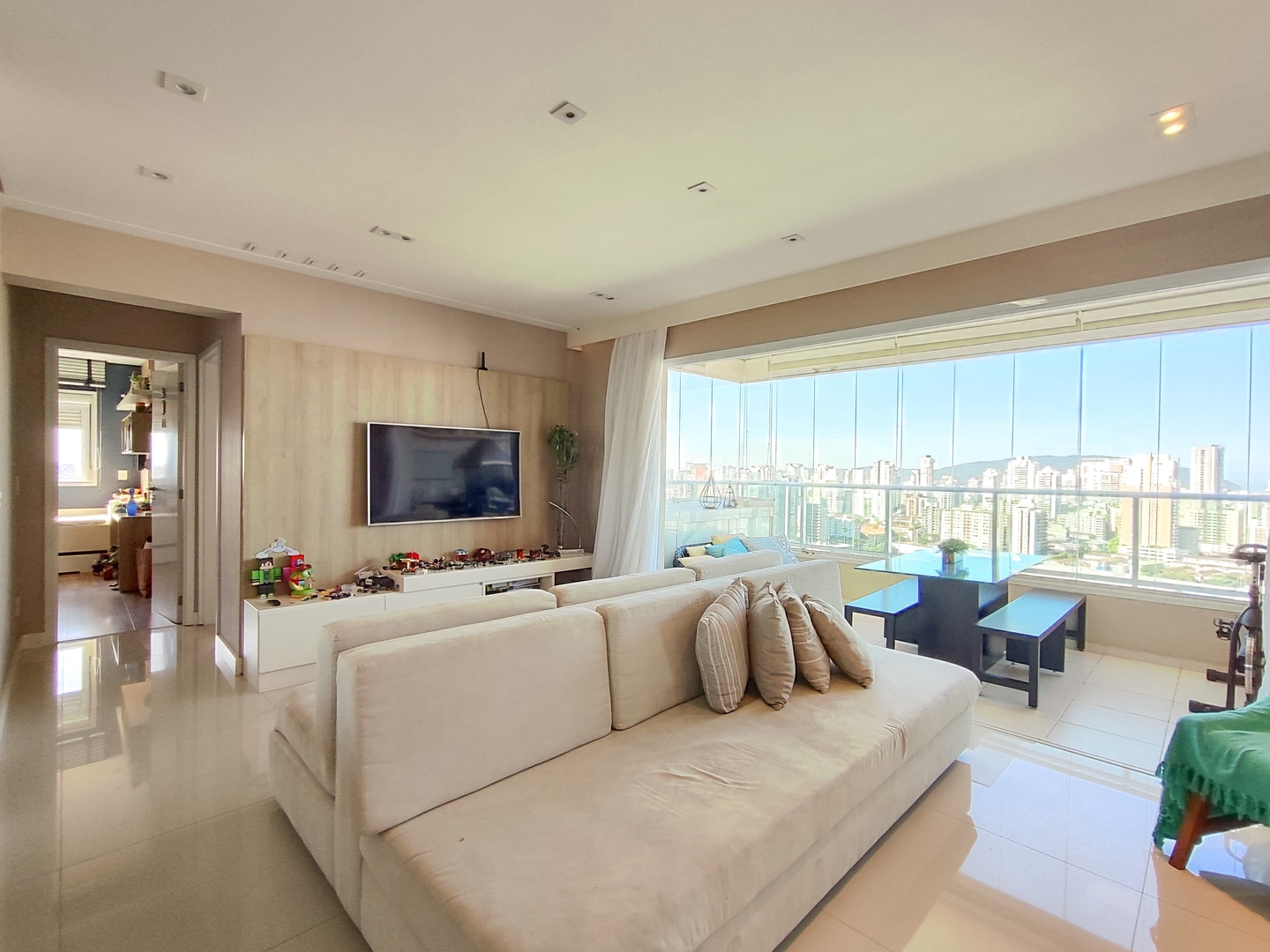 Apartamento à venda no Campo Grande: 