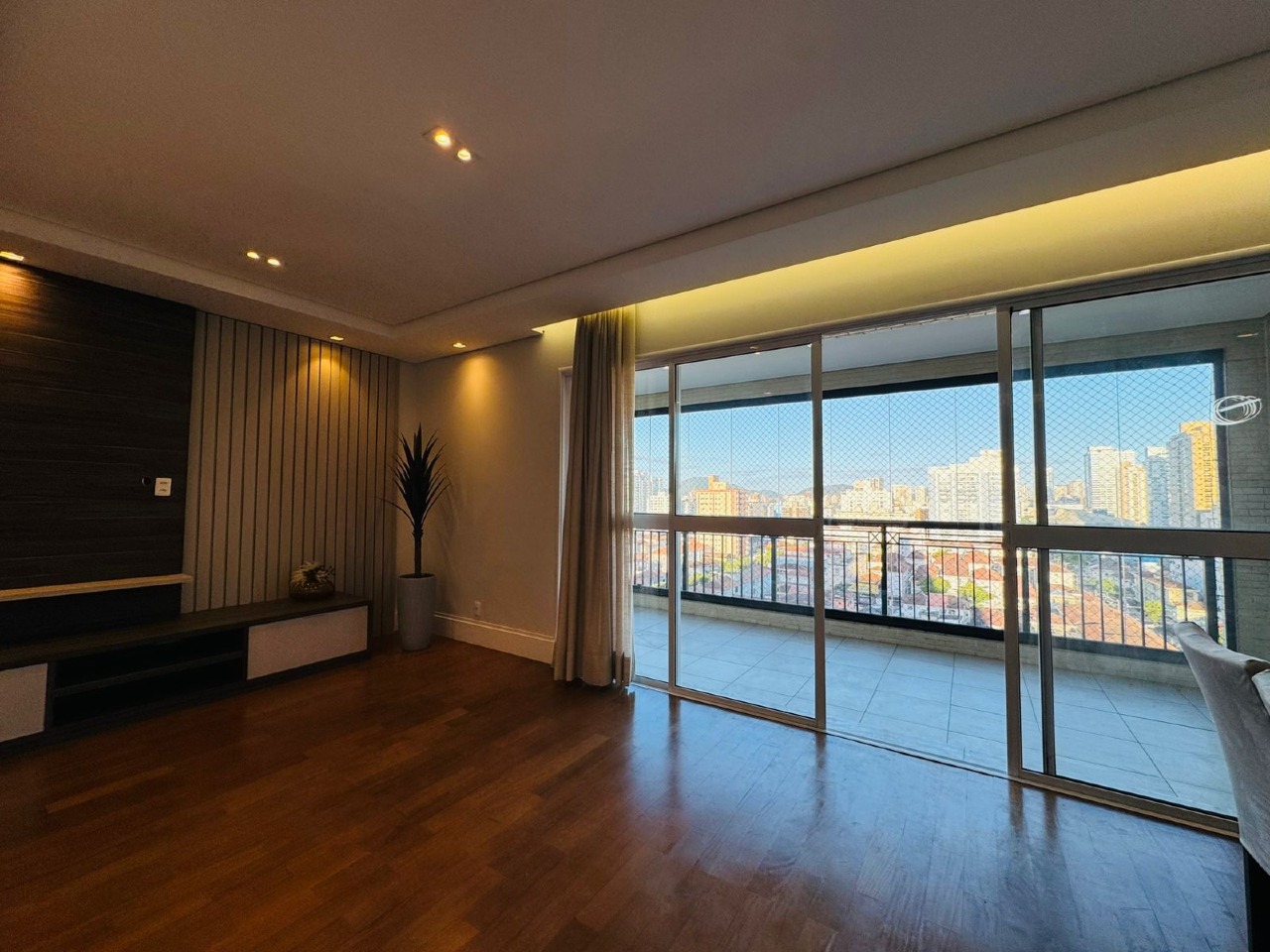 Apartamento à venda no Embaré: 