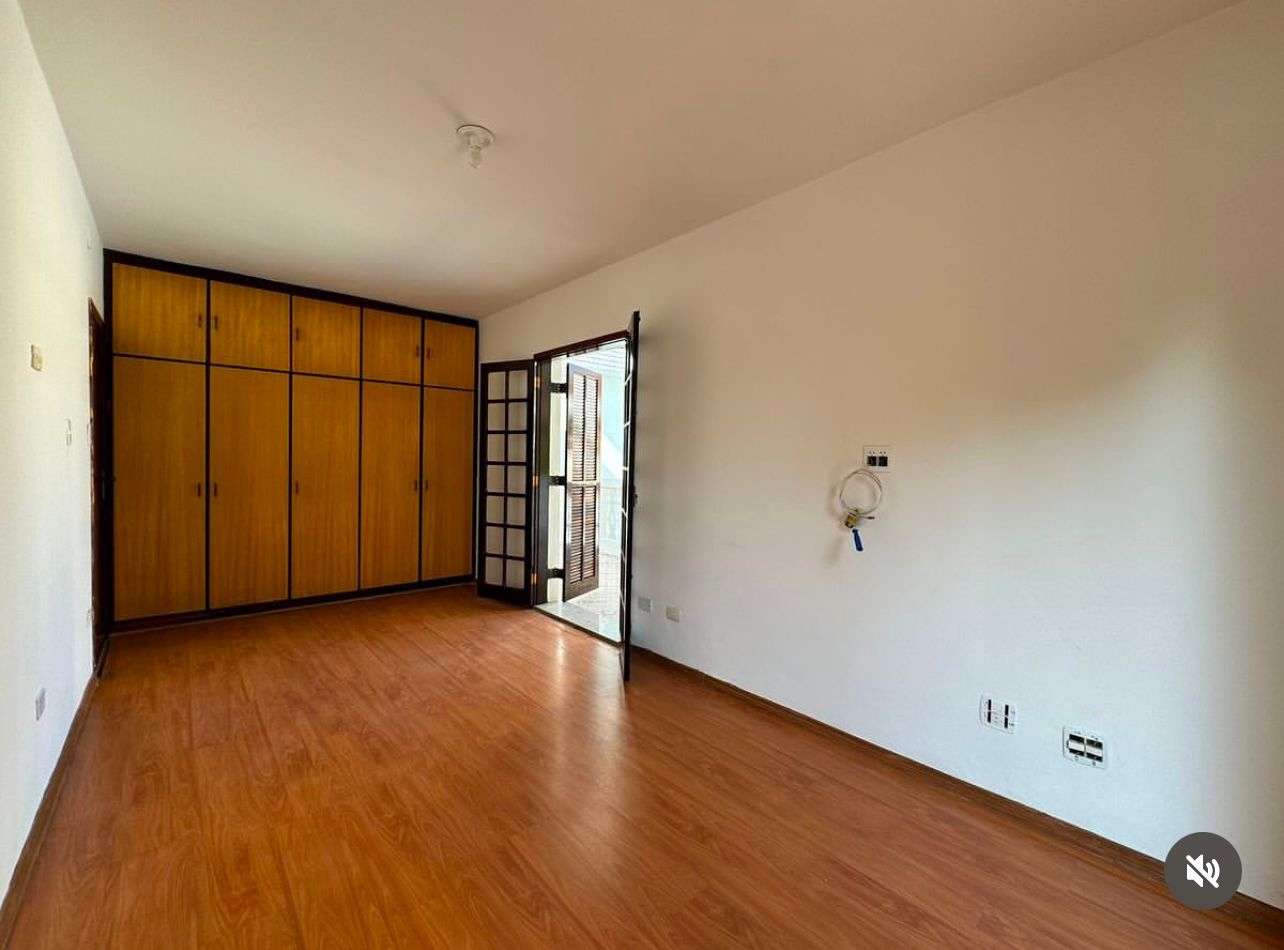 Casa para aluguel no Ponta da Praia: 