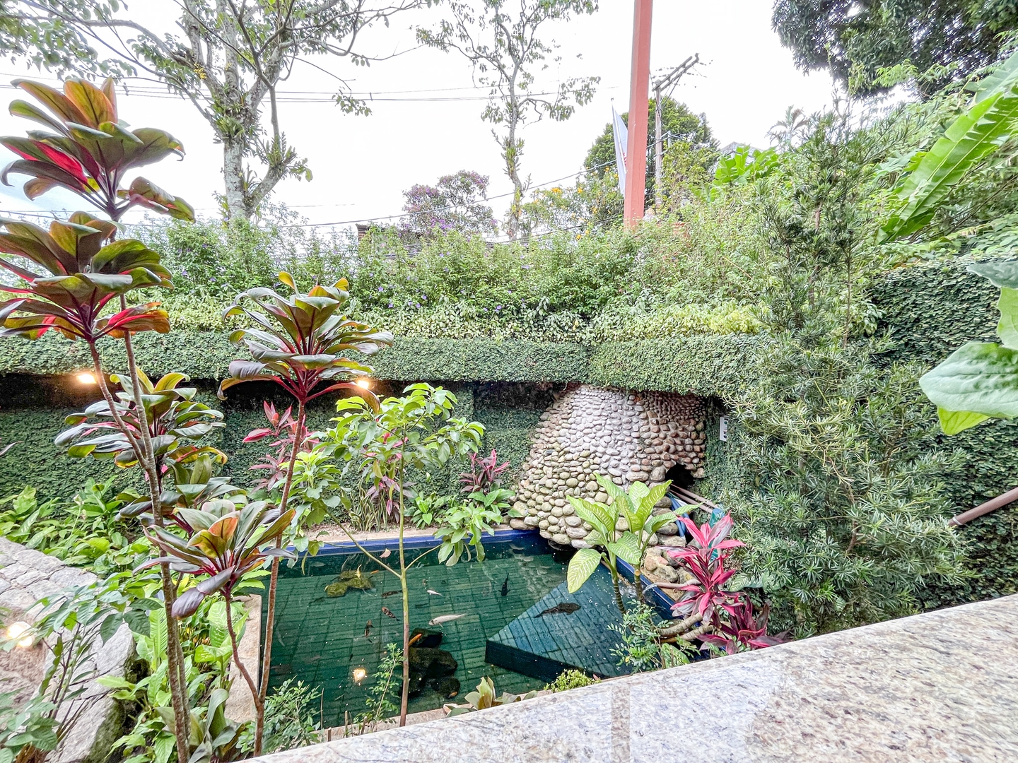 Casa de Condomínio para aluguel no Marapé: 