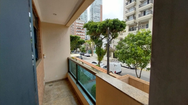 Sobrado para aluguel no Embaré: 