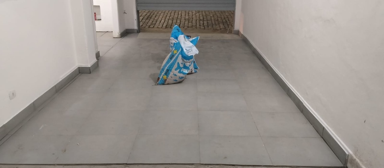 Galpão para aluguel no Centro: 