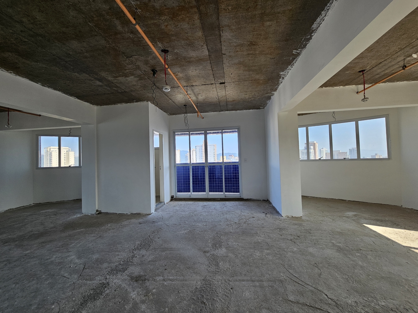 Conjunto Comercial para aluguel no Ponta da Praia: 