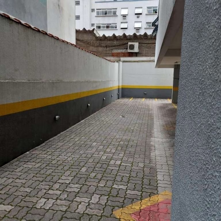 Conjunto Comercial para aluguel no Embaré: 