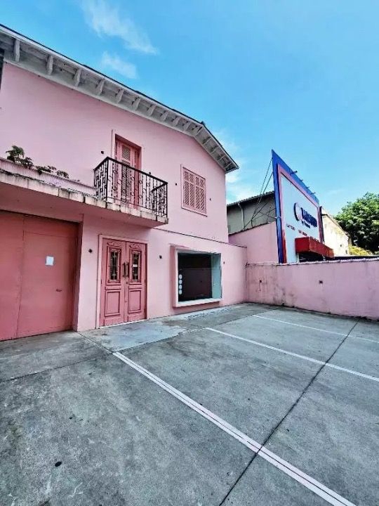 Casa para aluguel no Embaré: 