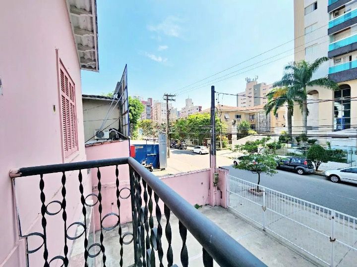 Casa para aluguel no Embaré: 