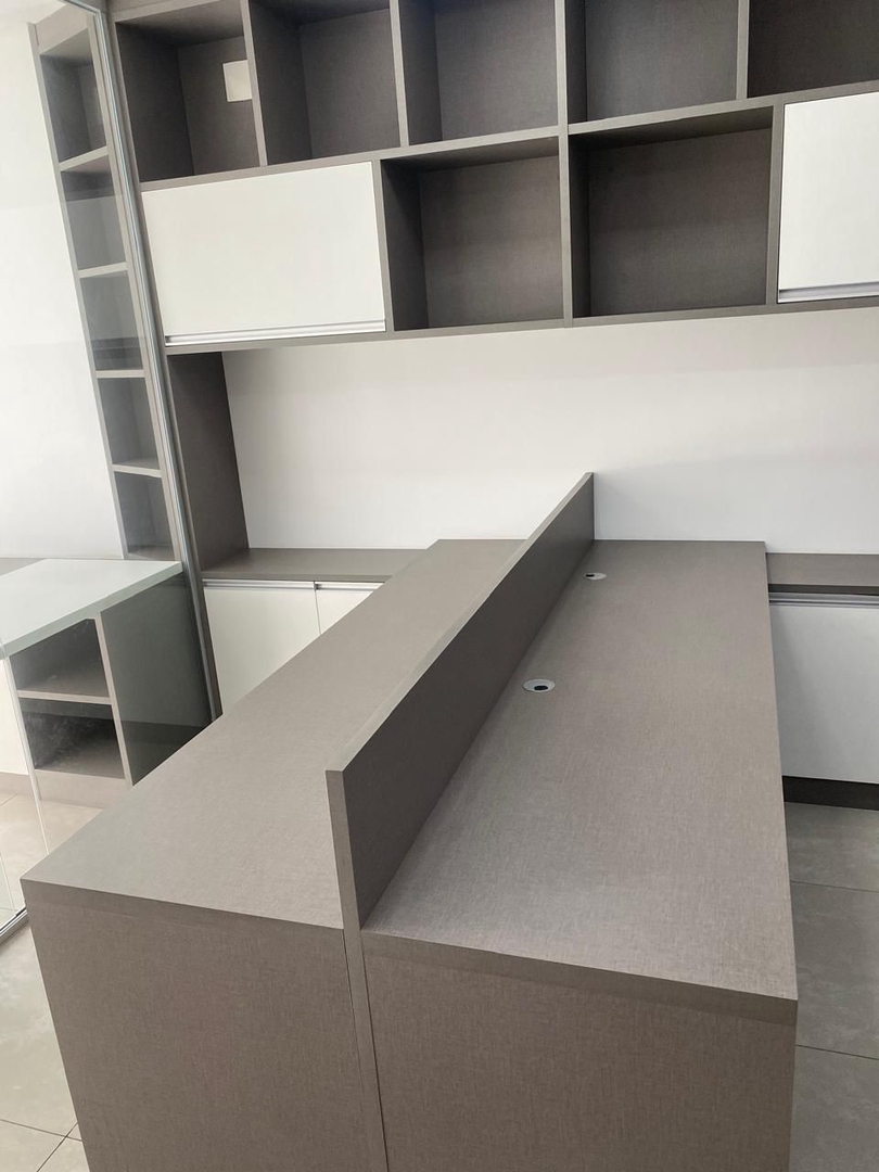 Conjunto Comercial para aluguel no Valongo: 