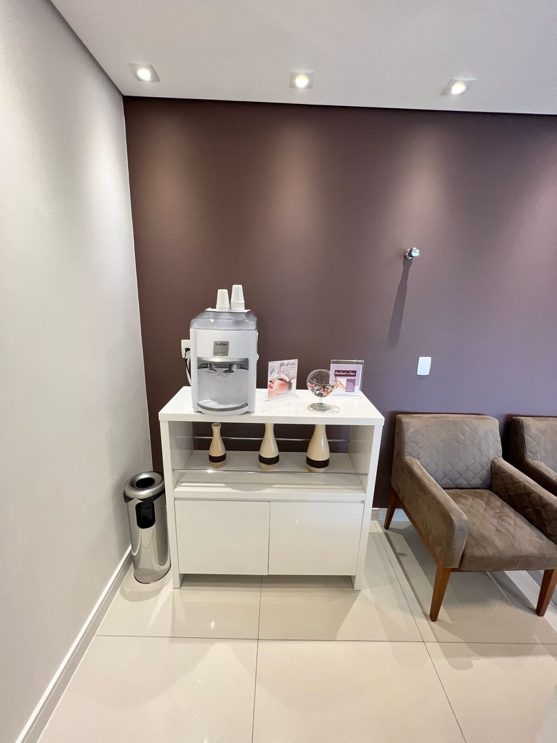 Conjunto Comercial para aluguel no Encruzilhada: 