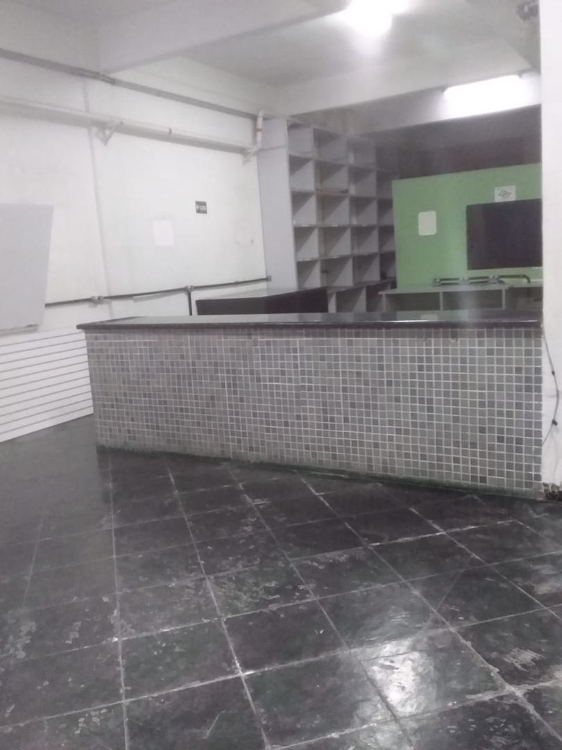 Sala para aluguel no Centro: 