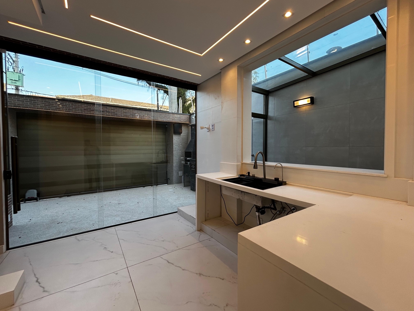 Casa para aluguel no Campo Grande: 