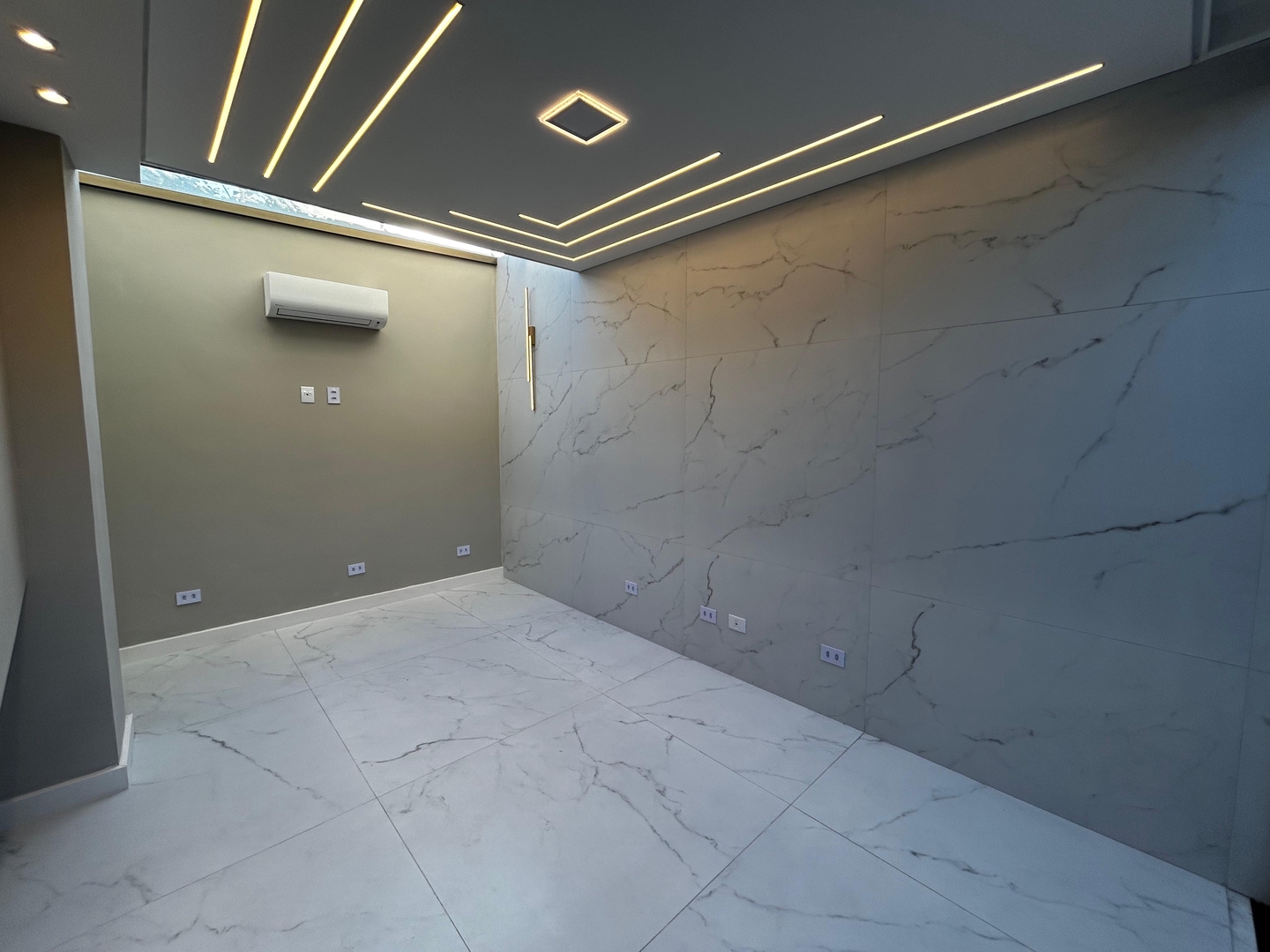 Casa para aluguel no Campo Grande: 