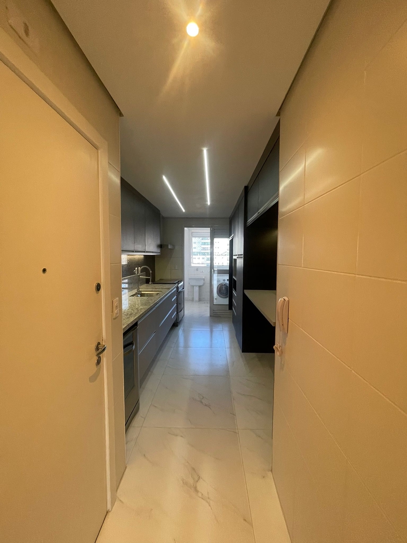 Apartamento para aluguel no Embaré: 