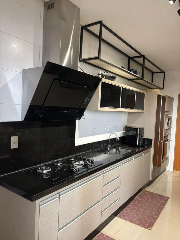 Apartamento à venda no Edifício Araucária: 