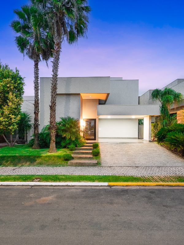 Casa à venda no Condomínio Village do Cerrado: 