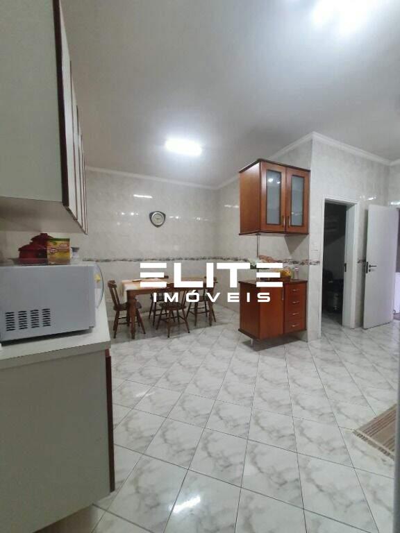 Sobrado à venda no Santa Maria: 