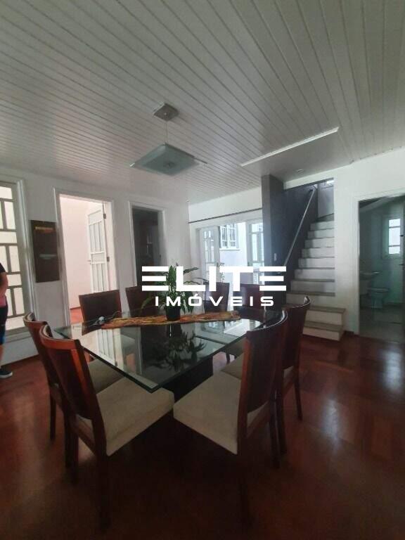 Sobrado à venda no Santa Maria: 