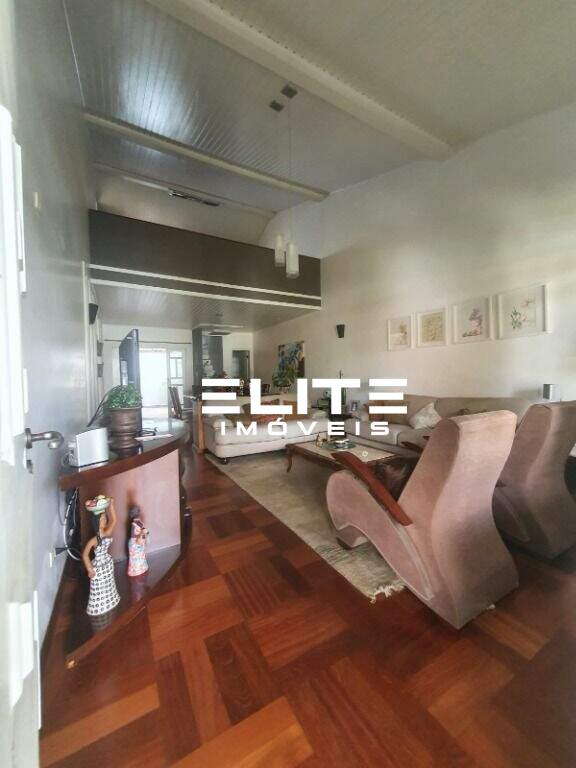 Sobrado à venda no Santa Maria: 