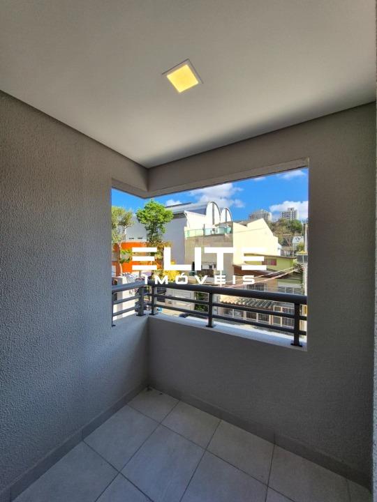 Apartamento para aluguel no Bangú: 