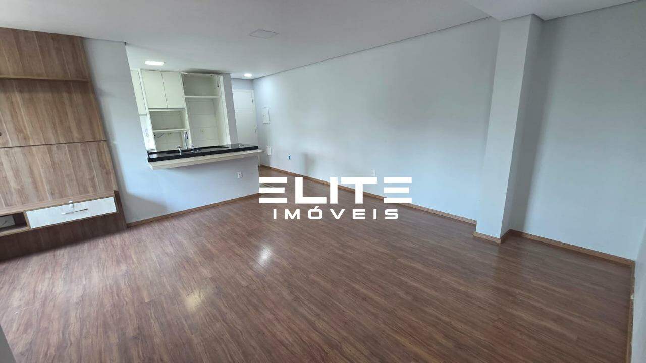 Apartamento para aluguel no Bairro Jardim: 