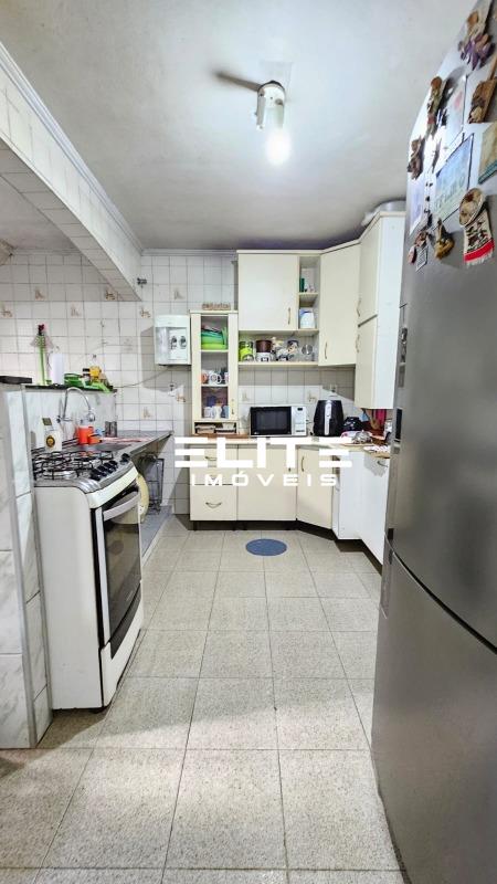 Sobrado à venda no Campestre: 