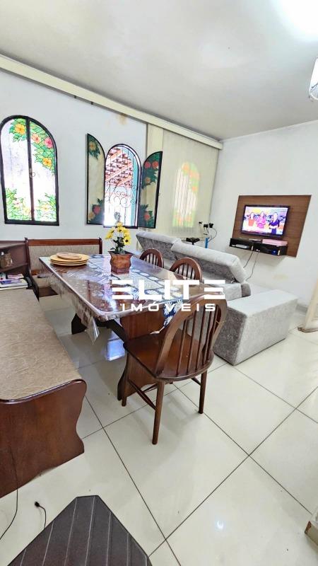 Sobrado à venda no Campestre: 