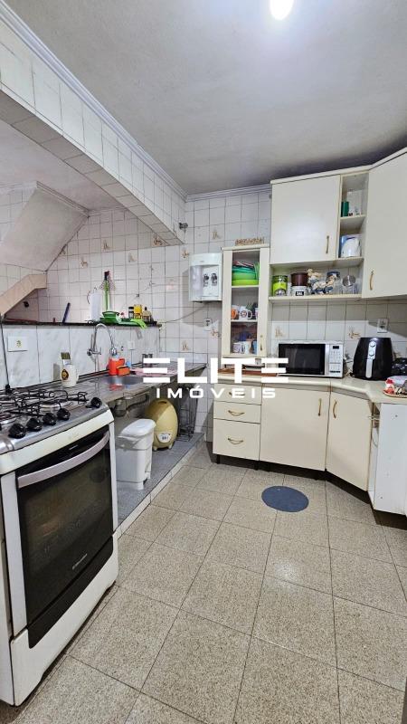 Sobrado à venda no Campestre: 