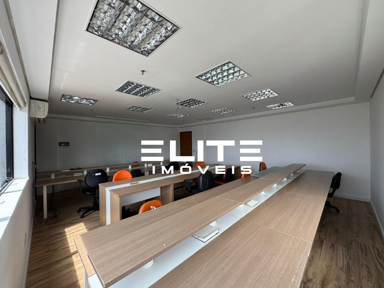 Sala comercial à venda no Centro: 