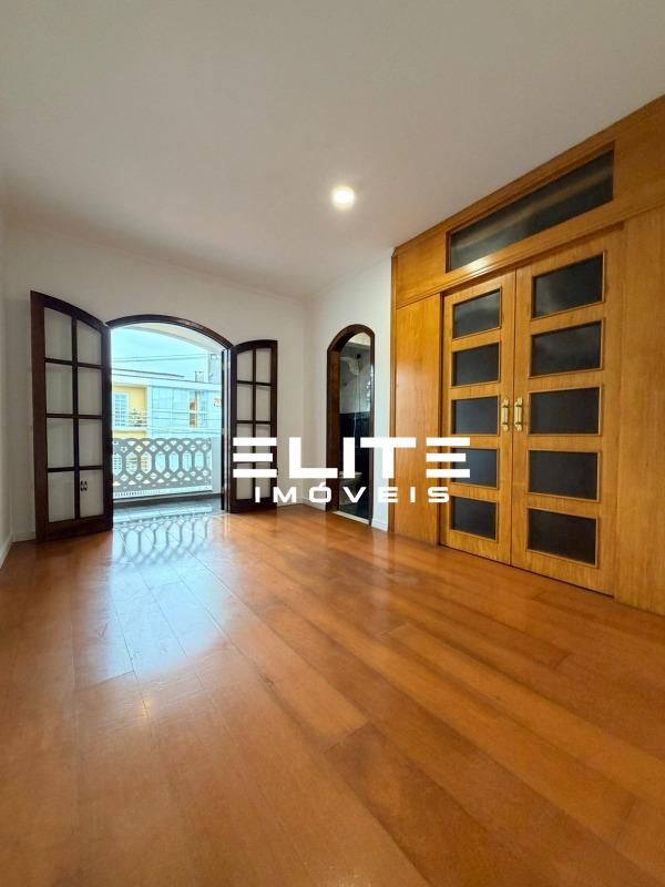 Sobrado à venda no Vila Guiomar: 