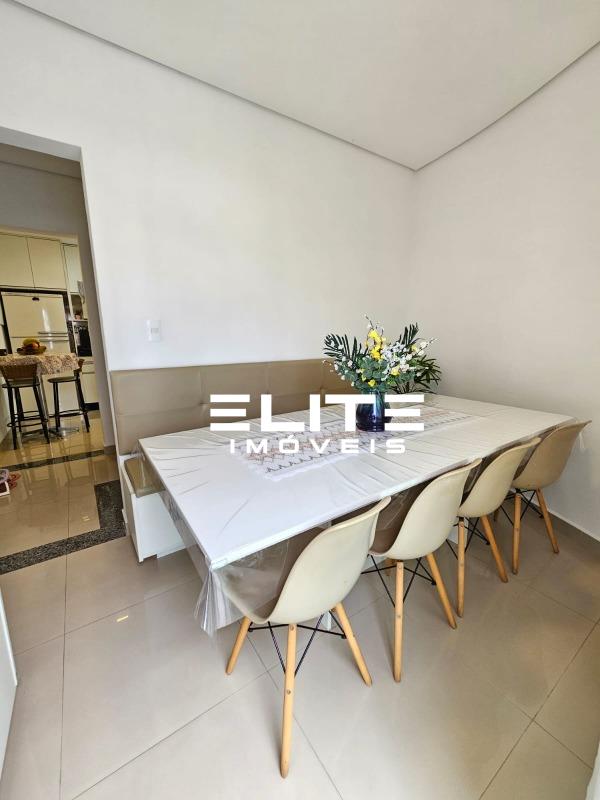 Sobrado à venda no Jardim Santo Alberto: 