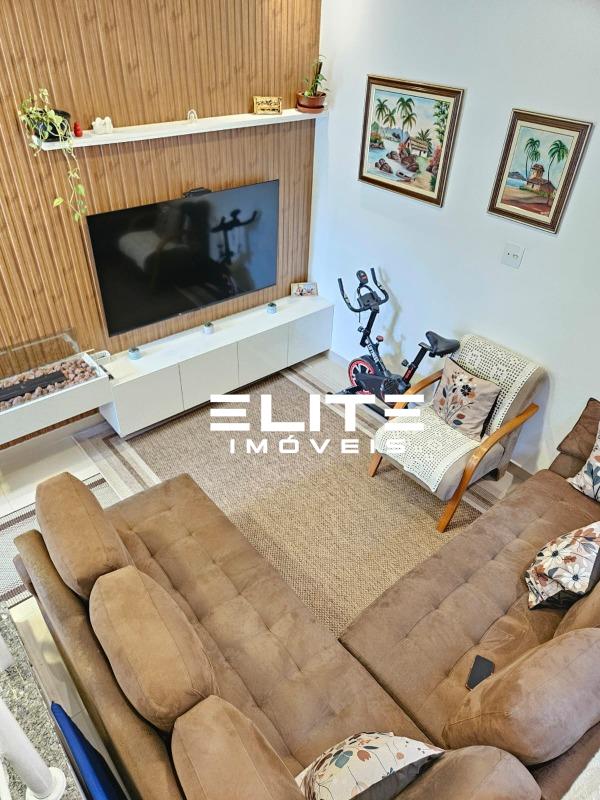 Sobrado à venda no Jardim Santo Alberto: 