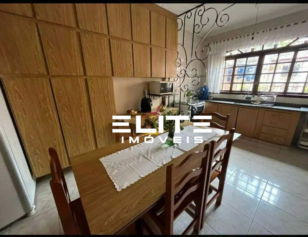 Casa à venda no Campestre: 