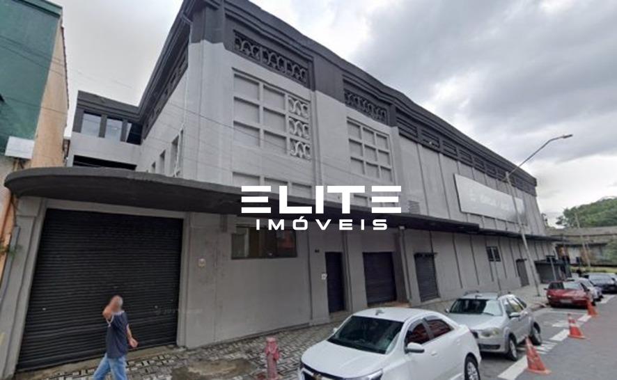 Galpão à venda no Centro: Fachada lateral